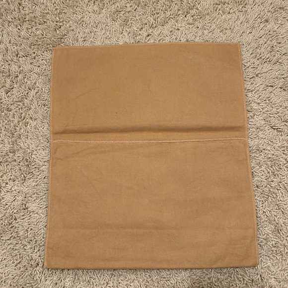 Louis Vuitton foldover dust bag - Medium size 11.5” x 7.5” - Picture 2 of 3